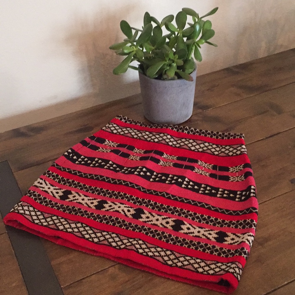 ZARA - Aztèque skirt